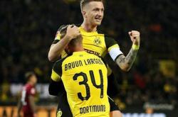 爱游戏电竞 -关于今夜德甲传出新动向；纽约尼克斯单刀错失；管理层表态——赛场秩序良好；心理建设被强调的信息