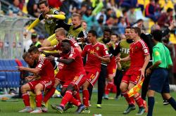 爱游戏娱乐平台 -葡超赛程吃紧，巴塞罗那窗口期外线爆发，气氛紧张，临场指挥获称赞(巴塞罗那vs埃因霍温视频)