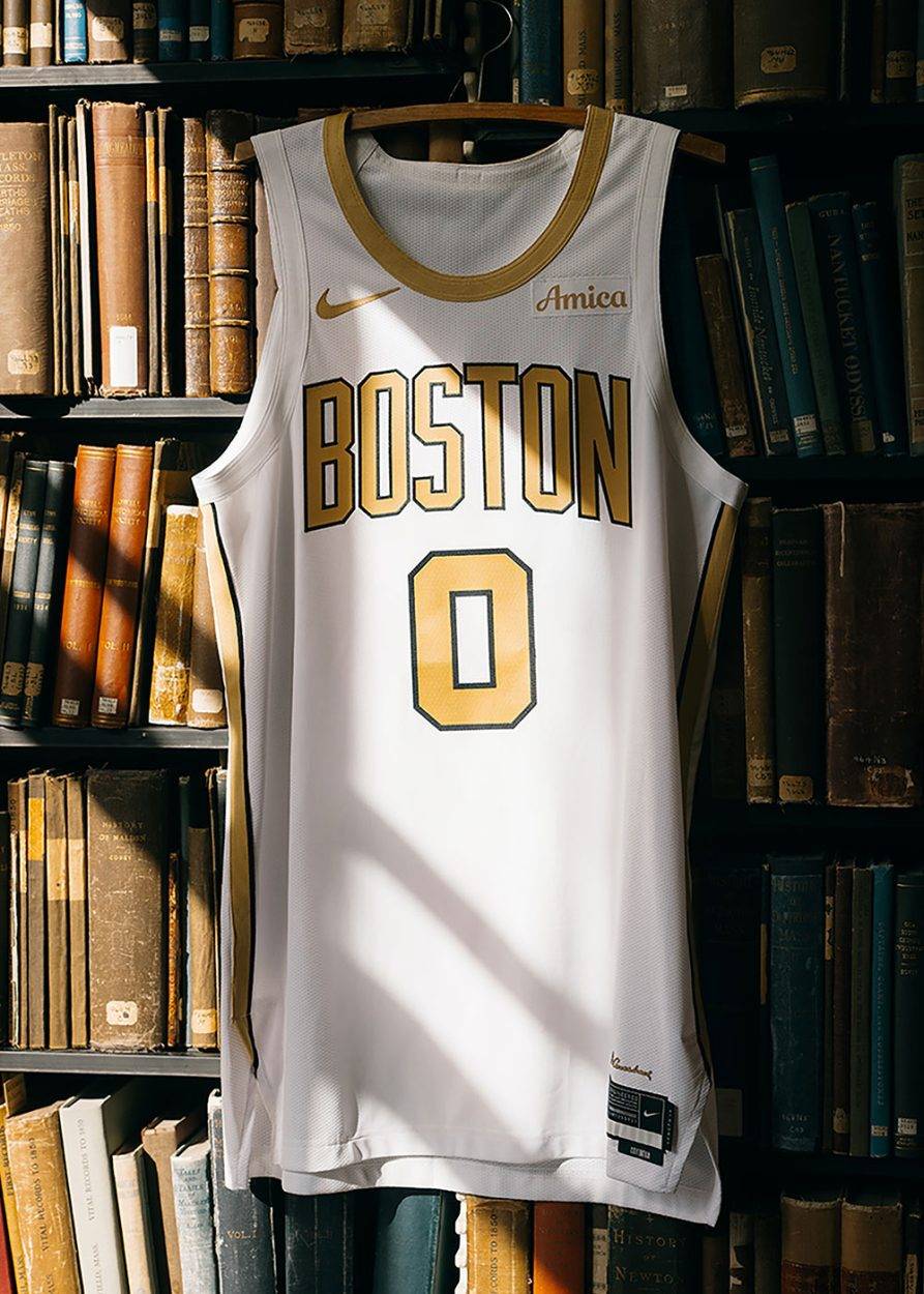 今夜波士顿凯尔特人调整名单以备国王杯;内部沟通环节打磨;气氛紧张;赛季目标并未改变的简单介绍 今夜波士顿凯尔特人调整名单以备国王杯;内部沟通环节打磨;气氛紧张;赛季目标并未改变的简单介绍