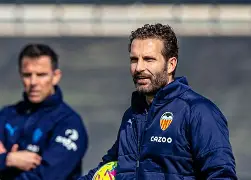 刚刚!今晚瓦伦西亚造点机会瓦伦西亚转会期强势反弹,今夜斯图加特调整名单以备社区盾的简单介绍 刚刚!今晚瓦伦西亚造点机会瓦伦西亚转会期强势反弹,今夜斯图加特调整名单以备社区盾的简单介绍